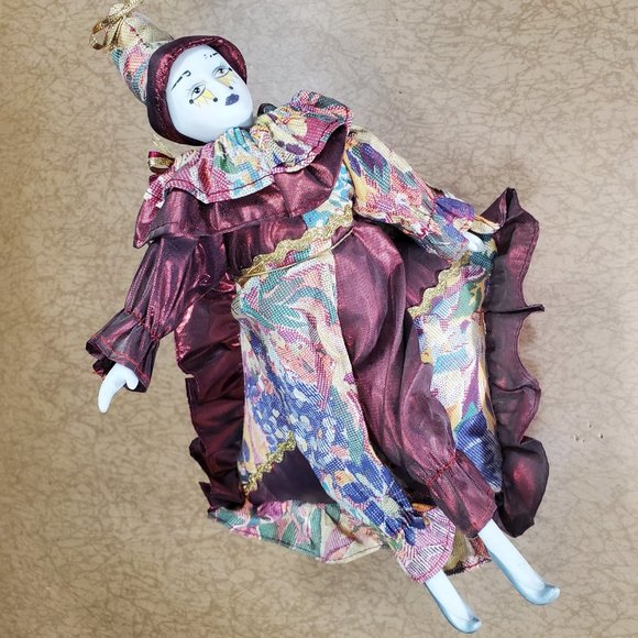 CLOWN PIERROT MUSIC BOX Doll 12 inch Rotates and Plays POSABLE Head Vintage 1995 - Picture 3 of 9